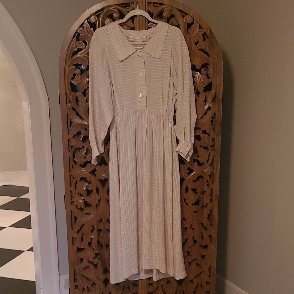 Chic Cream Long Sleeve Dress Yoshie Inaba